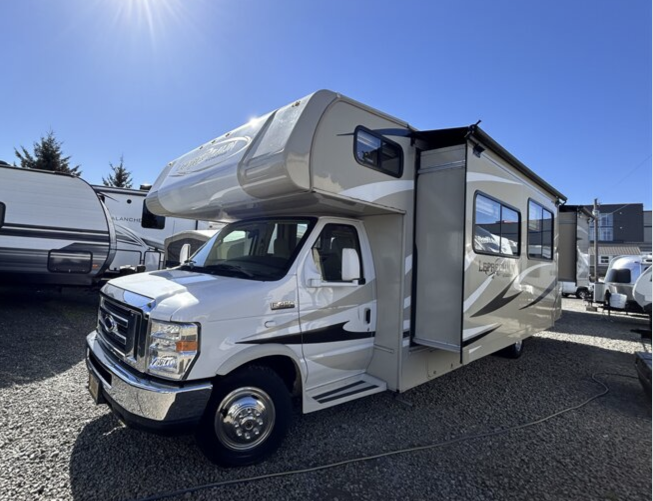 2014 Coachmen Leprechaun 319DS for sale in Portland OR